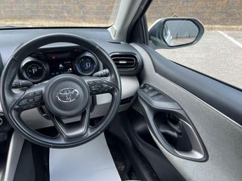 Toyota Yaris 1.5 VVT-h Excel E-CVT Euro 6 (s/s) 5dr