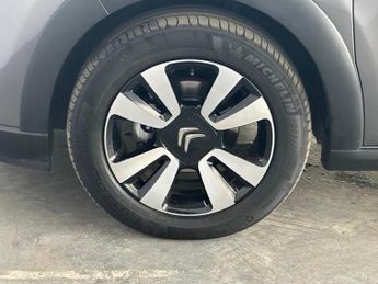 Citroen C3 1.2 PureTech PLUS EAT6 Euro 6 (s/s) 5dr