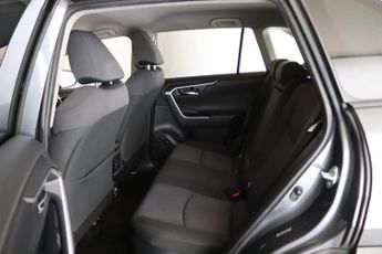 Toyota RAV4 2.5 VVT-h Design CVT 4WD Euro 6 (s/s) 5dr