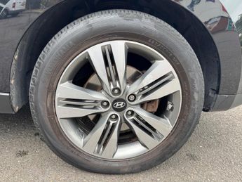 Hyundai ix35 2.0 CRDi Premium Auto 4WD Euro 5 5dr