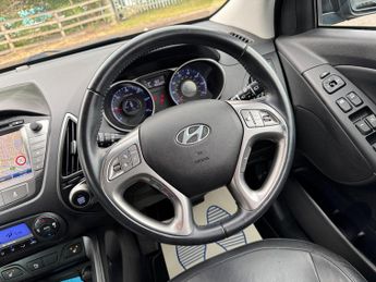 Hyundai ix35 2.0 CRDi Premium Auto 4WD Euro 5 5dr