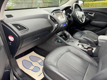 Hyundai ix35 2.0 CRDi Premium Auto 4WD Euro 5 5dr