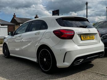 Mercedes-Benz A Class 2.1 A200d AMG Line (Premium Plus) 7G-DCT Euro 6 (s/s) 5dr