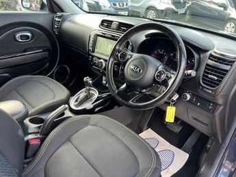 Kia Soul 1.6 CRDi Mixx DCT Euro 6 5dr