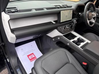 Land Rover Defender 110 3.0 D250 MHEV X-Dynamic SE Auto 4WD Euro 6 (s/s) 5dr