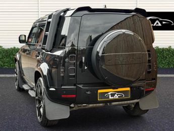 Land Rover Defender 110 3.0 D250 MHEV X-Dynamic SE Auto 4WD Euro 6 (s/s) 5dr