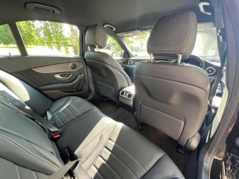 Mercedes-Benz C Class 2.0 C300 AMG Line (Premium) G-Tronic+ Euro 6 (s/s) 4dr