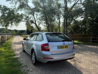 Skoda Octavia 2.0 TDI SE L DSG Euro 6 (s/s) 5dr