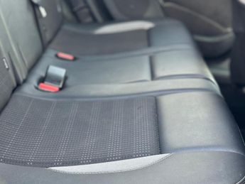 Peugeot 2008 1.2 PureTech Allure EAT Euro 6 (s/s) 5dr