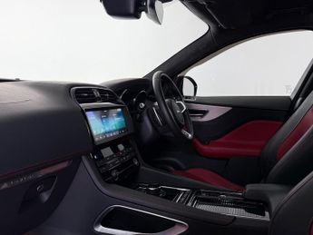 Jaguar F-PACE 2.0 P250i R-Sport Auto AWD Euro 6 (s/s) 5dr