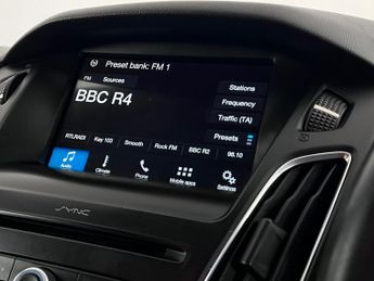Ford Focus 1.0T EcoBoost ST-Line Auto Euro 6 (s/s) 5dr