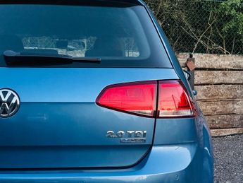 Volkswagen Golf 2.0 TDI BlueMotion Tech SE DSG Euro 5 (s/s) 5dr