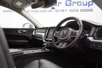 Volvo XC60 2.0 D4 Momentum Pro Auto AWD Euro 6 (s/s) 5dr