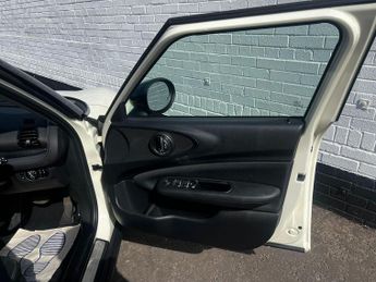MINI Clubman 1.5 Cooper Classic Steptronic Euro 6 (s/s) 6dr