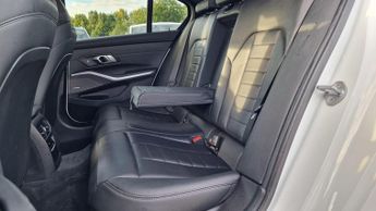 BMW 3 Series 2.0 320d M Sport Auto Euro 6 (s/s) 4dr