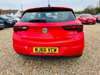 Vauxhall Astra 1.6 CDTi BlueInjection Elite Auto Euro 6 5dr