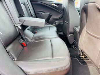 Vauxhall Astra 1.6 CDTi BlueInjection Elite Auto Euro 6 5dr