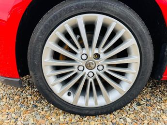 Vauxhall Astra 1.6 CDTi BlueInjection Elite Auto Euro 6 5dr