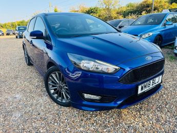 Ford Focus 1.0T EcoBoost ST-Line Auto Euro 6 (s/s) 5dr