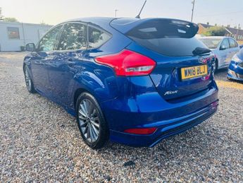 Ford Focus 1.0T EcoBoost ST-Line Auto Euro 6 (s/s) 5dr
