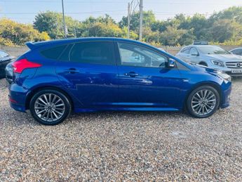 Ford Focus 1.0T EcoBoost ST-Line Auto Euro 6 (s/s) 5dr