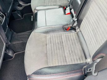 Mercedes-Benz B Class 1.5 B180d AMG Line 7G-DCT Euro 6 (s/s) 5dr