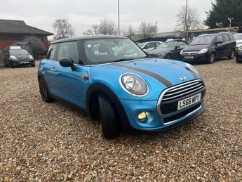 MINI Hatch 1.5 Cooper Auto Euro 6 (s/s) 3dr