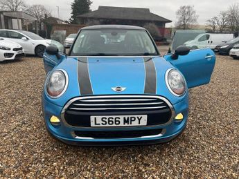 MINI Hatch 1.5 Cooper Auto Euro 6 (s/s) 3dr