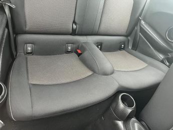 MINI Hatch 1.5 Cooper Auto Euro 6 (s/s) 3dr