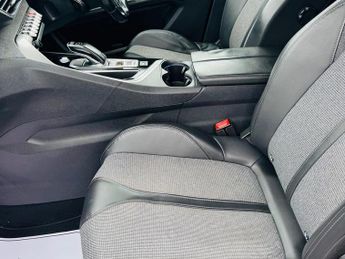 Peugeot 3008 1.2 PureTech Allure EAT Euro 6 (s/s) 5dr