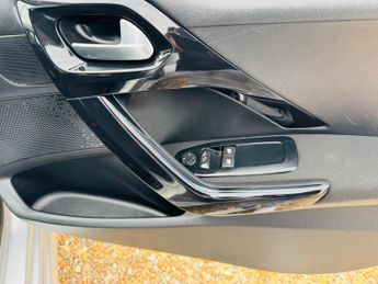 Peugeot 208 1.2 PureTech Allure EAT Euro 6 (s/s) 5dr