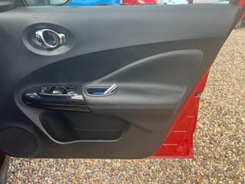 Nissan Juke 1.6 Bose Personal Edition XTRON Euro 6 5dr