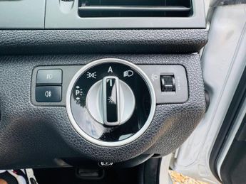 Mercedes-Benz C Class 1.8 C250 BlueEfficiency Sport Auto Euro 5 4dr