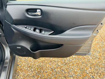 Nissan Leaf 40kWh 3.Zero Auto 5dr
