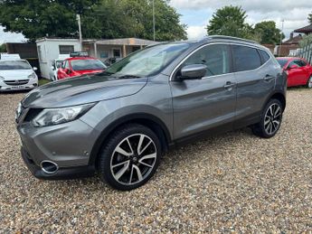 Nissan Qashqai 1.6 dCi Tekna XTRON Euro 6 (s/s) 5dr