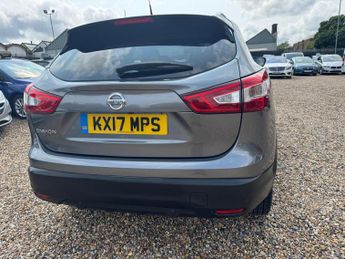 Nissan Qashqai 1.6 dCi Tekna XTRON Euro 6 (s/s) 5dr