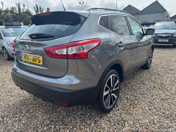 Nissan Qashqai 1.6 dCi Tekna XTRON Euro 6 (s/s) 5dr