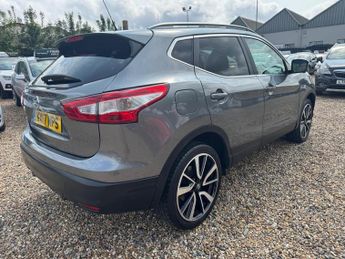 Nissan Qashqai 1.6 dCi Tekna XTRON Euro 6 (s/s) 5dr