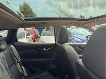 Nissan Qashqai 1.6 dCi Tekna XTRON Euro 6 (s/s) 5dr