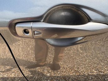 Nissan Qashqai 1.6 dCi Tekna XTRON Euro 6 (s/s) 5dr