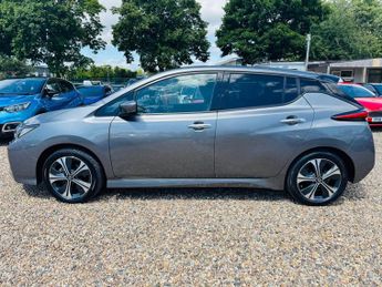 Nissan Leaf 40kWh N-Connecta Auto 5dr