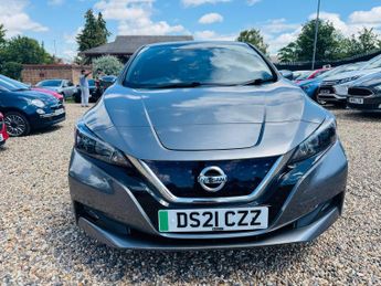 Nissan Leaf 40kWh N-Connecta Auto 5dr