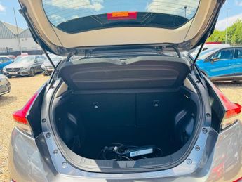 Nissan Leaf 40kWh N-Connecta Auto 5dr