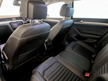 Volkswagen Passat 1.5 TSI EVO SEL DSG Euro 6 (s/s) 5dr