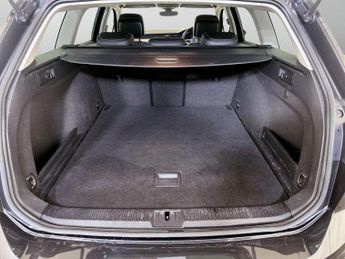 Volkswagen Passat 1.5 TSI EVO SEL DSG Euro 6 (s/s) 5dr