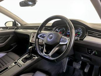 Volkswagen Passat 1.5 TSI EVO SEL DSG Euro 6 (s/s) 5dr