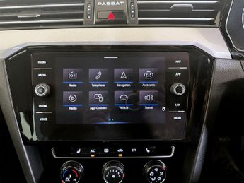 Volkswagen Passat 1.5 TSI EVO SEL DSG Euro 6 (s/s) 5dr