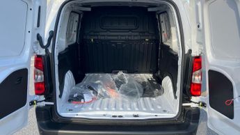 Toyota PROACE CITY 50kWh Icon Short Panel Van Auto SWB 6dr