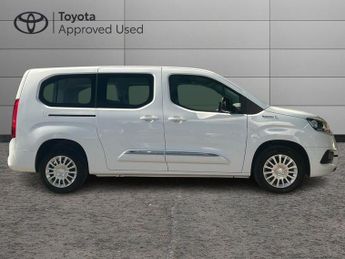 Toyota PROACE CITY Verso 50kWh Shuttle Short MPV 5dr Electric Auto (5 Seat) (136 ps)