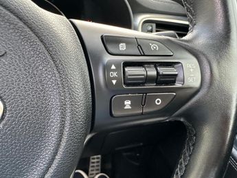 Kia Sorento 2.2 CRDi KX-4 Auto AWD Euro 6 5dr